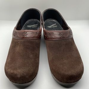 DANSKO brown suede and leather trim (full foot fit) clogs